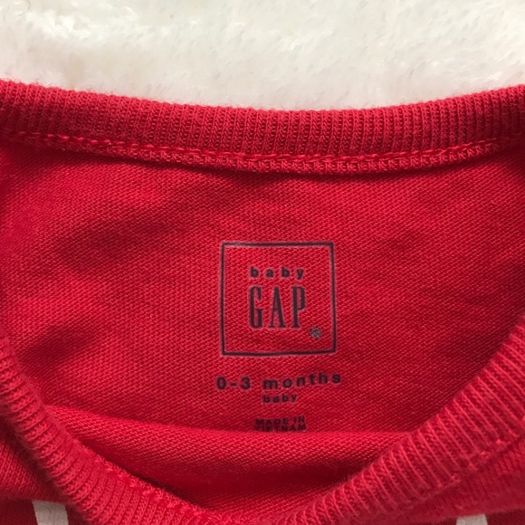 NWOT Baby Gap Christmas onesie - Picture 3 of 4
